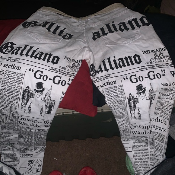 Jeans - Picture 2 of 2